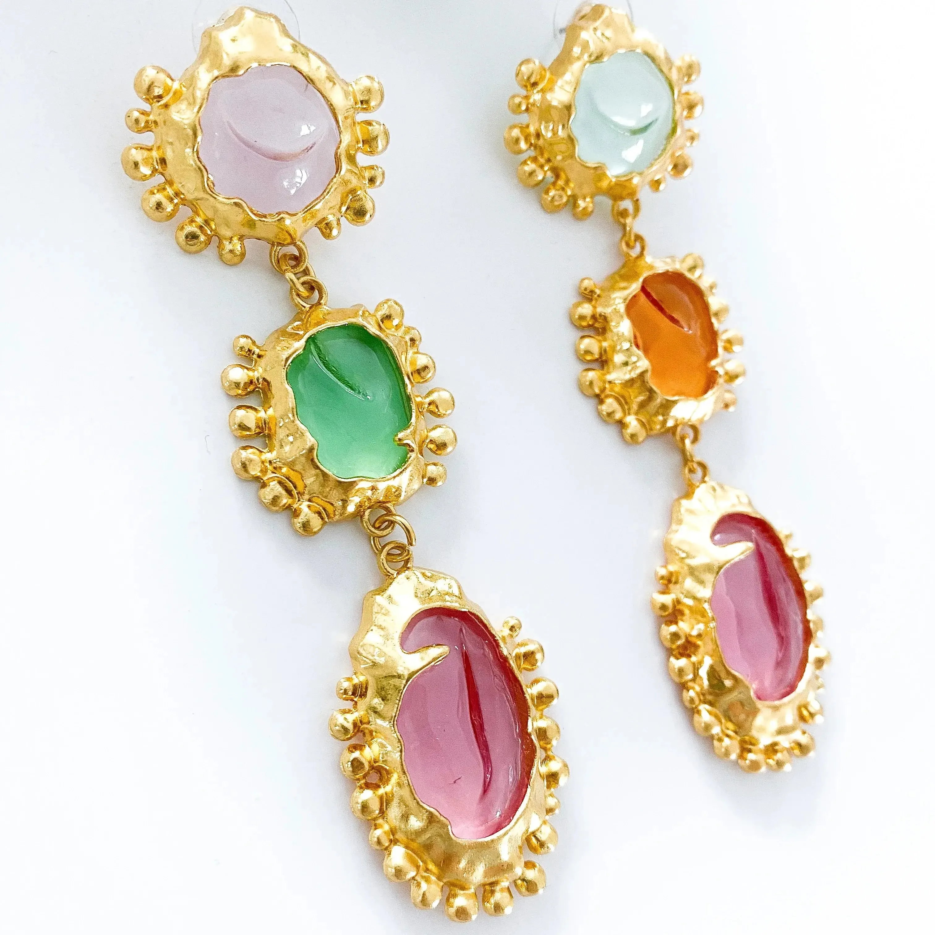 Timeless Charm earrings