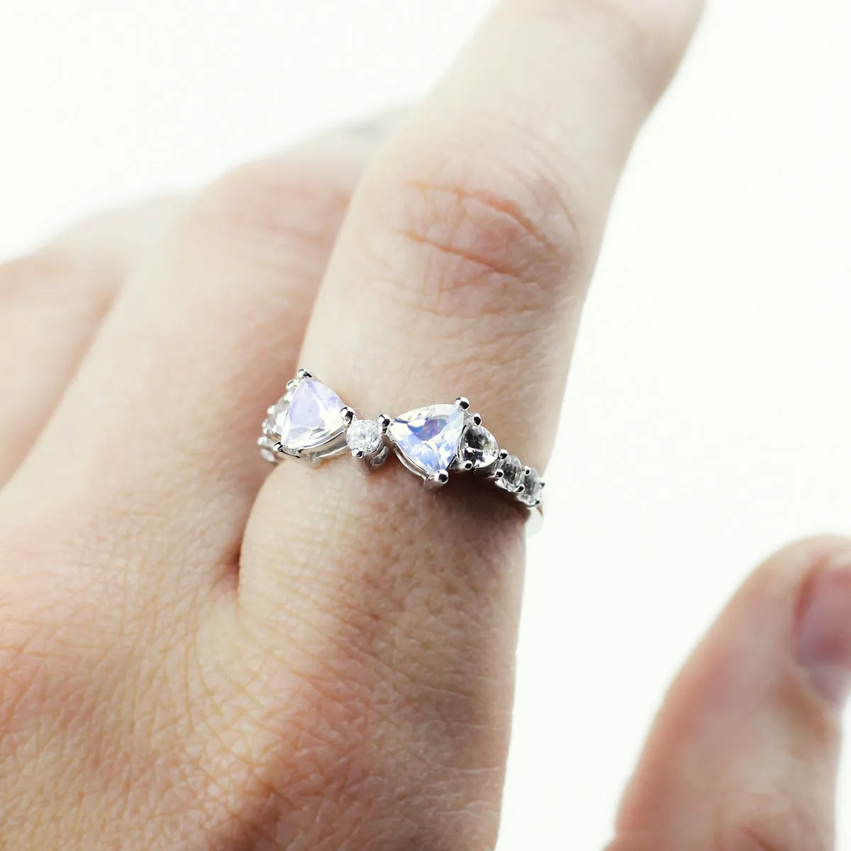 TRILLION PRAXIS CONTOUR BAND | MOONSTONE & HERKIMER