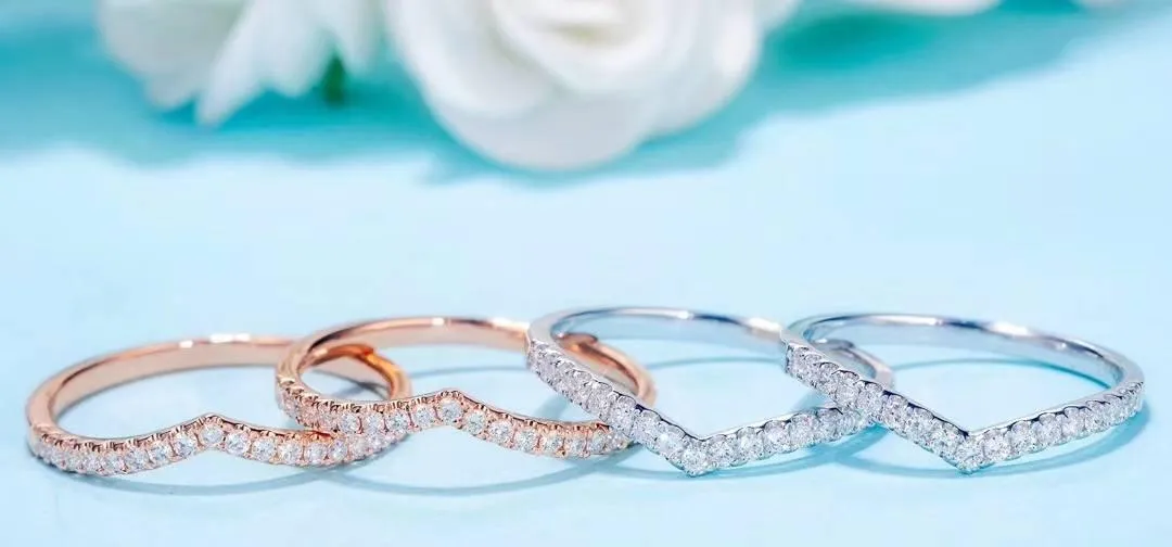 V-Shaped Moissanite Wedding Band in 18k White & Rose Gold | Stackable V-Shaped Wedding Ring with Real Moissanite |